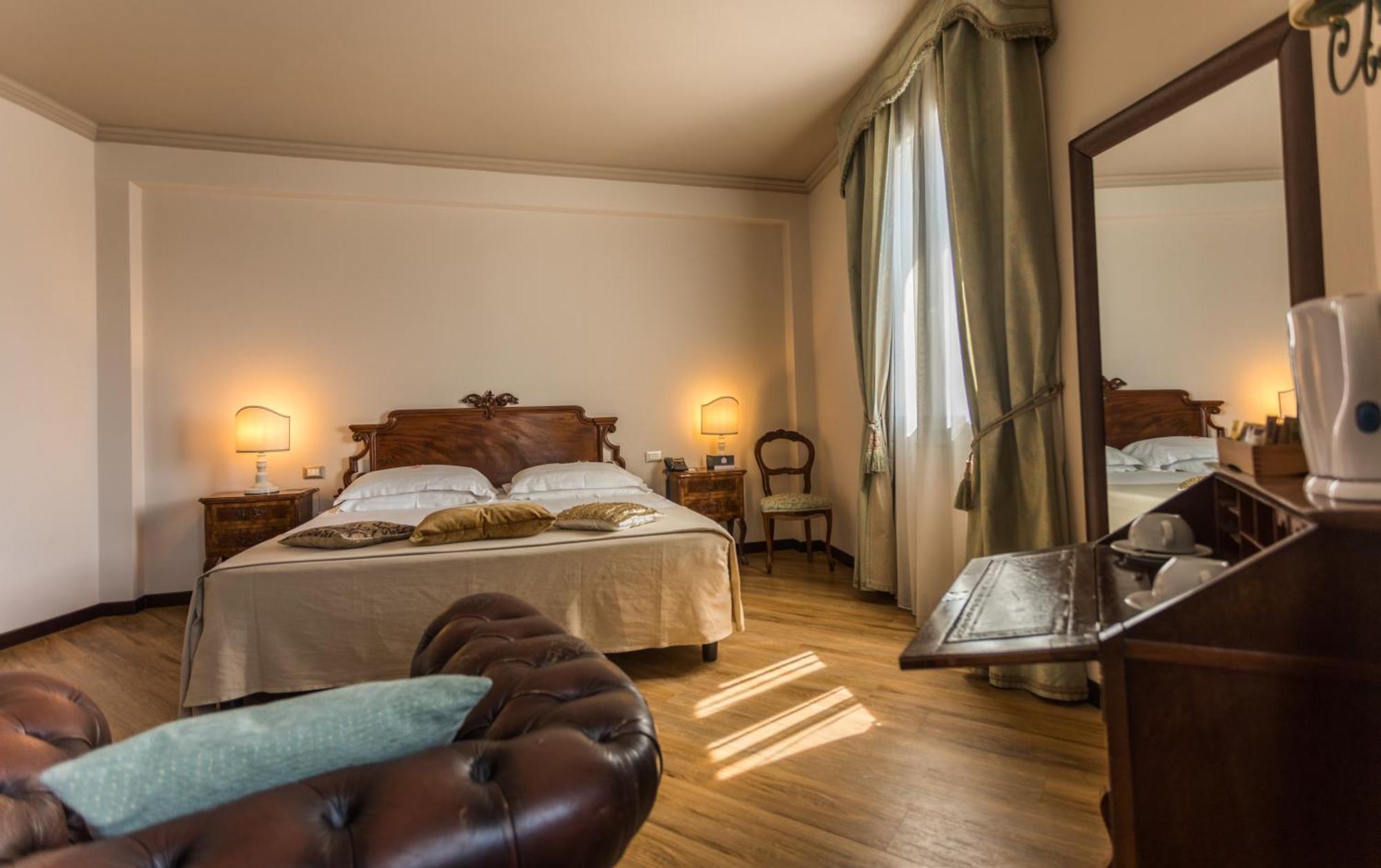 Hotel Casali Cesena Eksteriør bilde